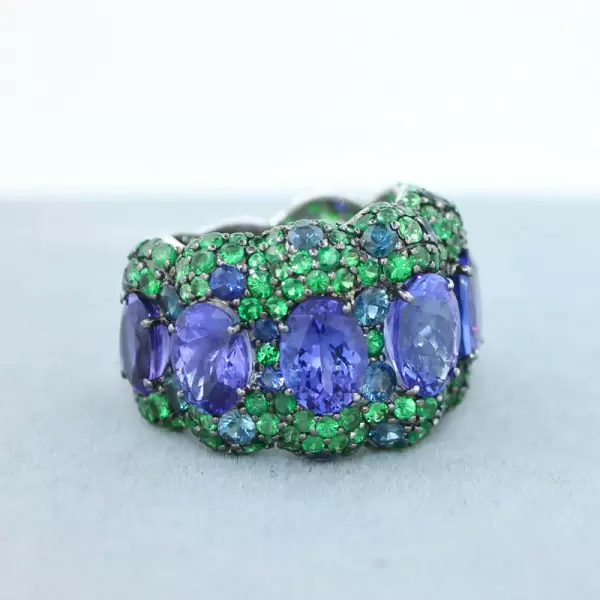 8.7ct Oval Cut Tanzanite Blue and Green Sapphire Cocktail Ring