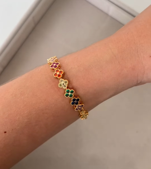 [Copy]Blissstash 7ctw Baguette Cut White Sapphire Bypass Bangle