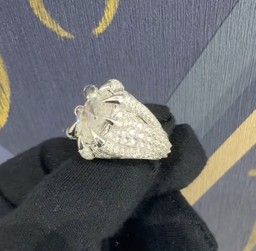 [Copy]Modern Cluster 4.5 Carat Oval Engagement Ring