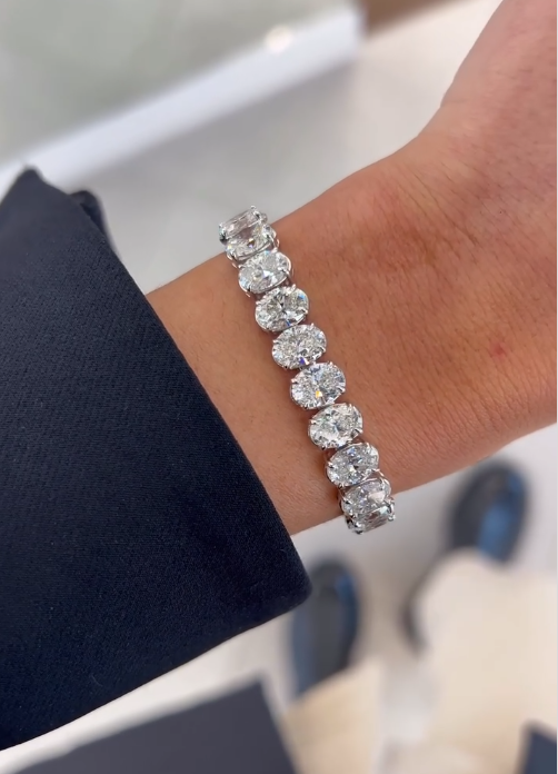 Row-set Large Carat Pure Diamond Bracelte