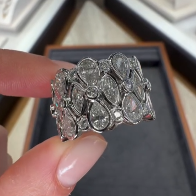 8.5ct Pear Cut White Sappire Diamond Cocktail Ring