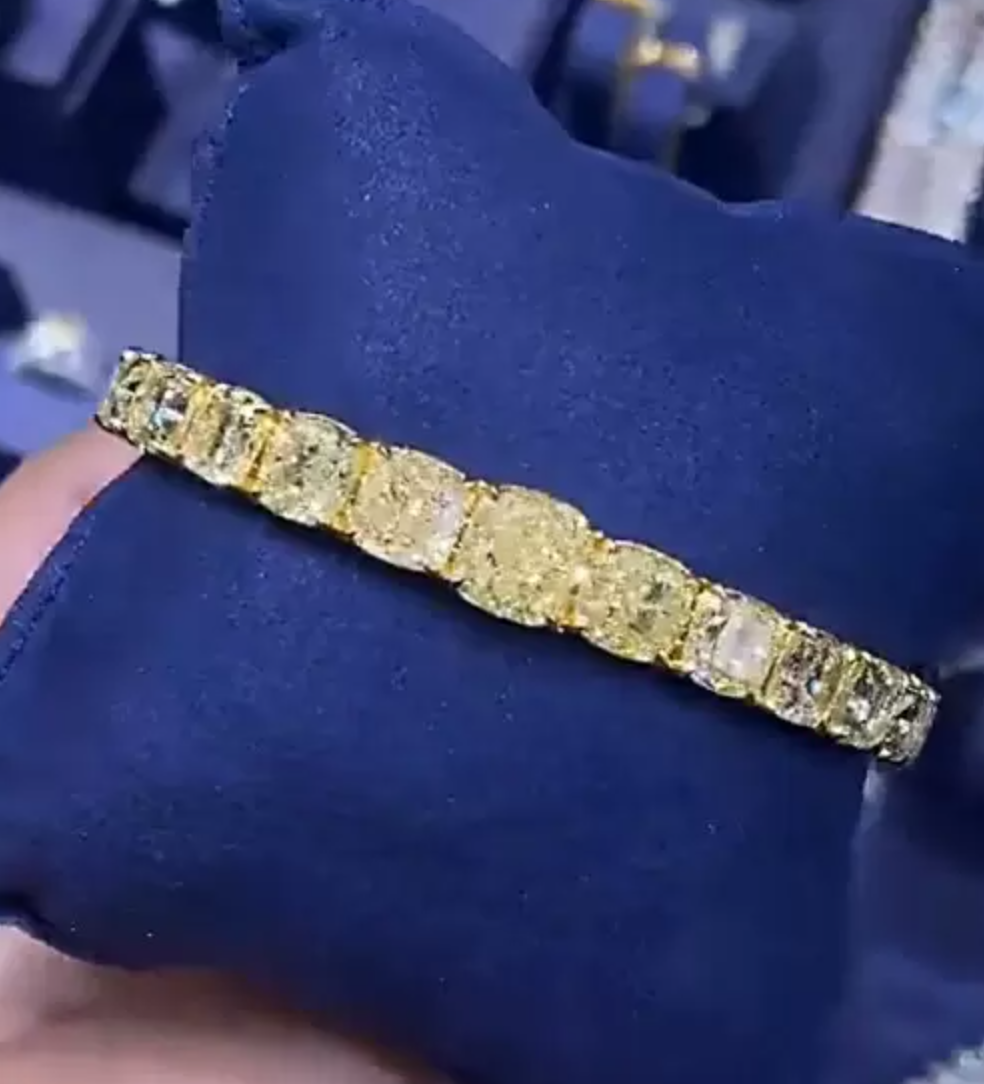 Fashion 8ct Princess Cut Yellow Sapphire Statement Bangle Bracelet