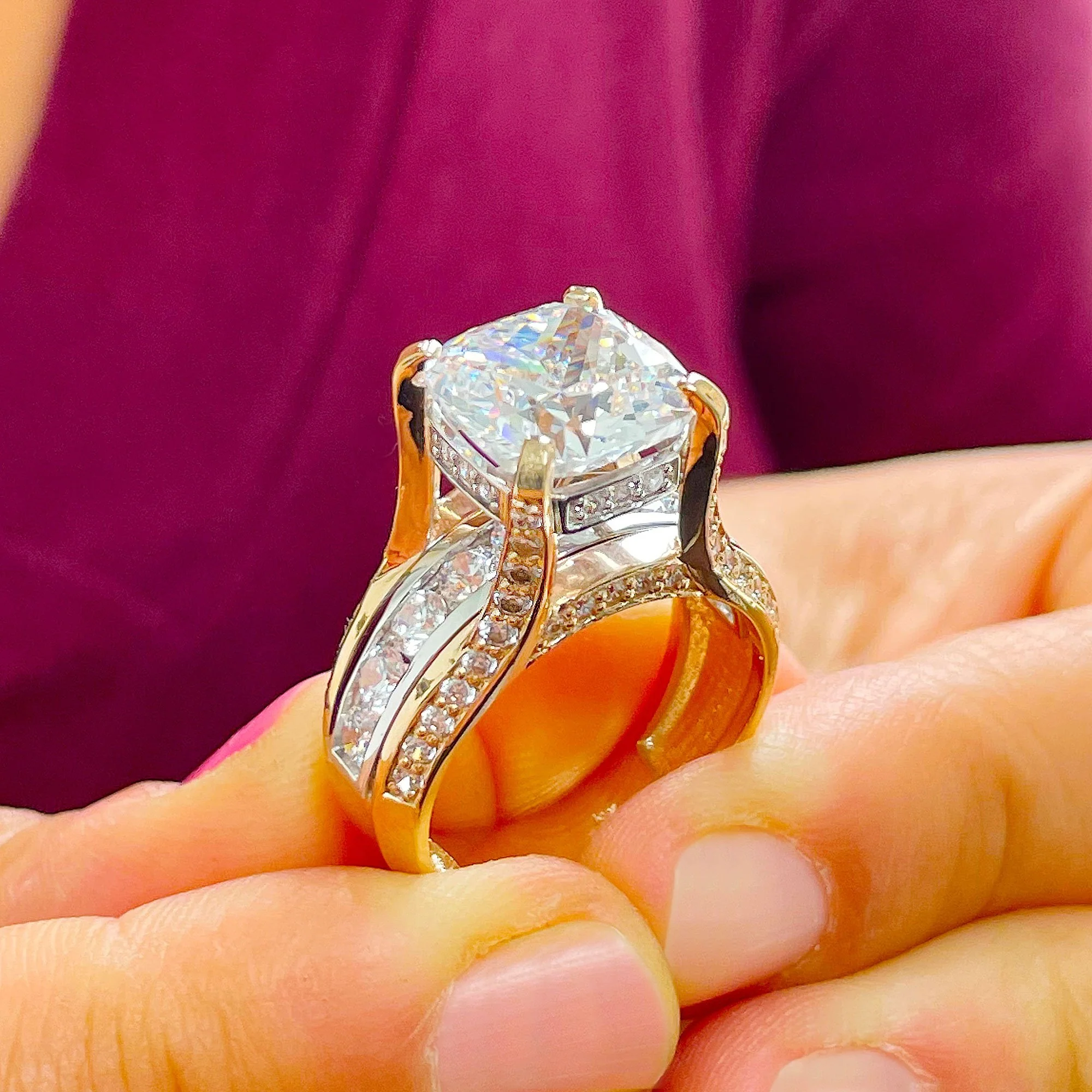 6.5 Carat Fashion Round Cut Engagement Ring