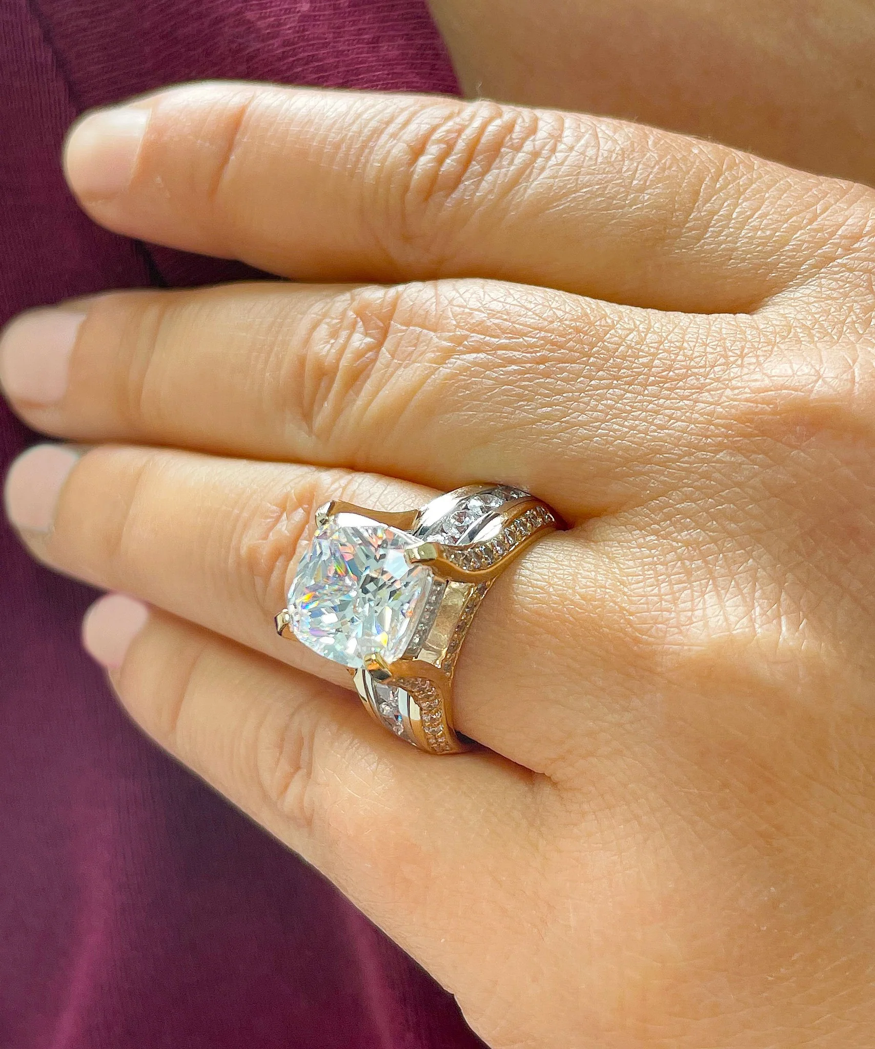 6.5 Carat Fashion Round Cut Engagement Ring