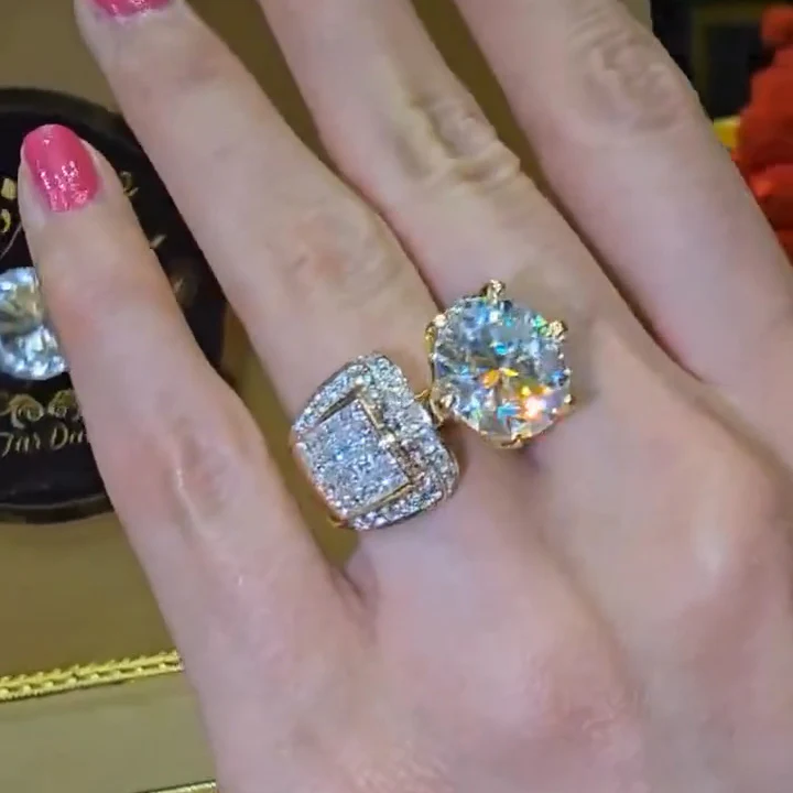 10Ctw Round Cut Vintage Look White Sapphire Engagement Ring