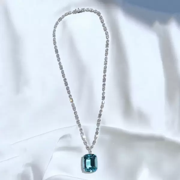 Multi-cut Chain 18ct Cushion Cut Aquamarine Statement Necklace