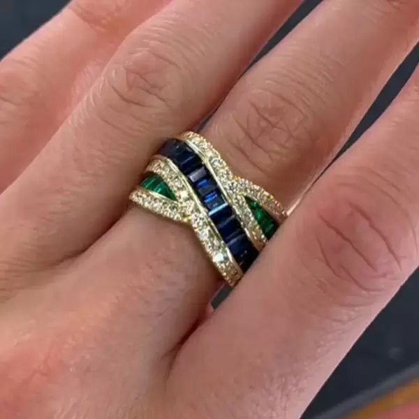 Luxury 4.2ct Emerald Cut Emerald Sapphire Ring