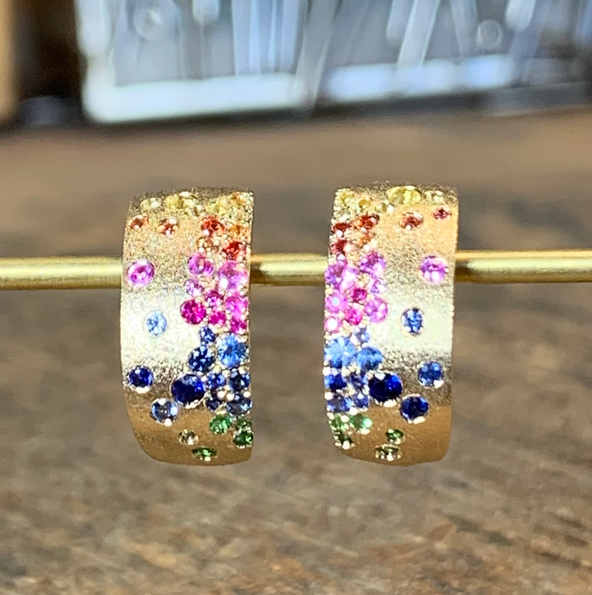 [Copy]Flush Set Multicolor Sapphire Starry Hoop Earrings