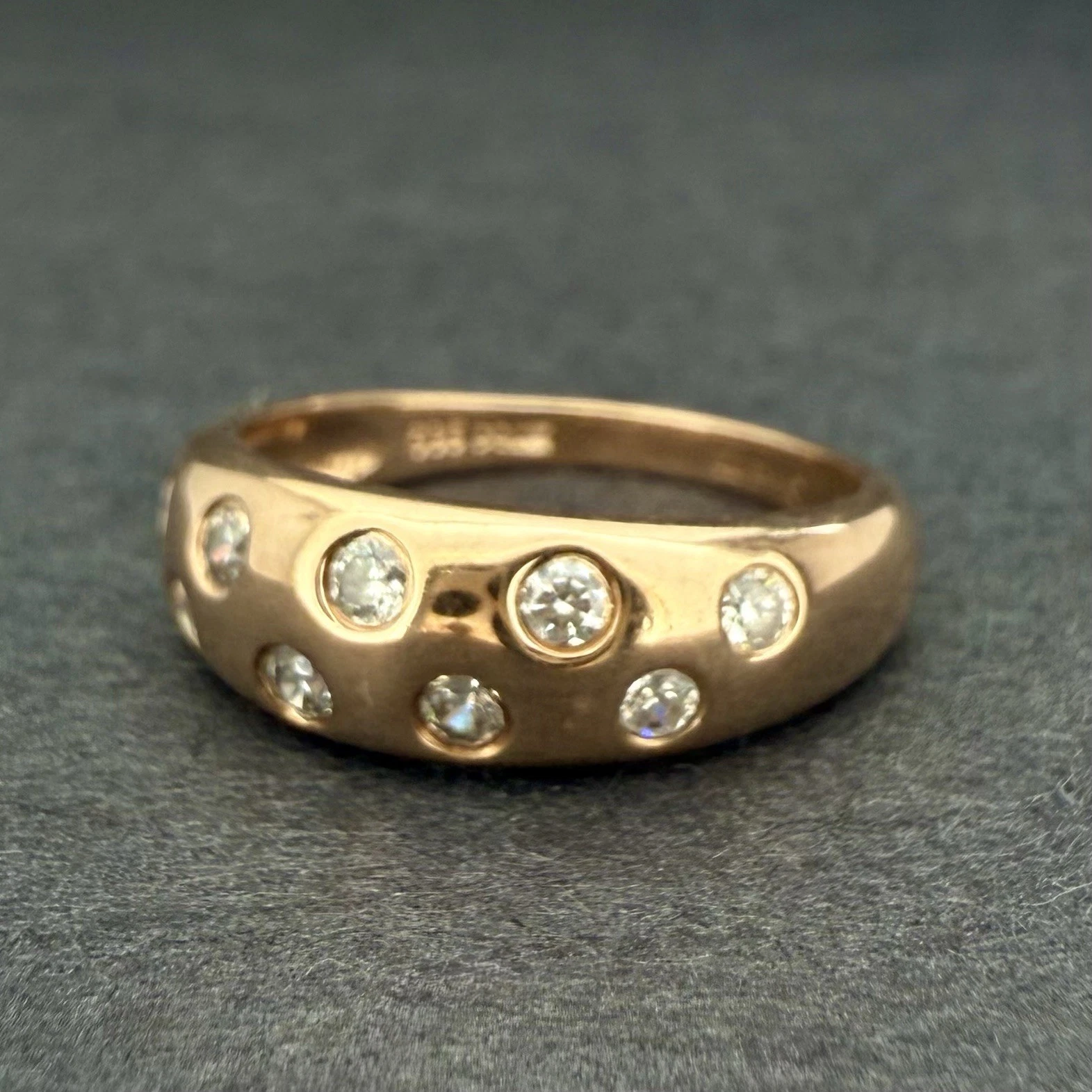 Dot design fashionable round ring