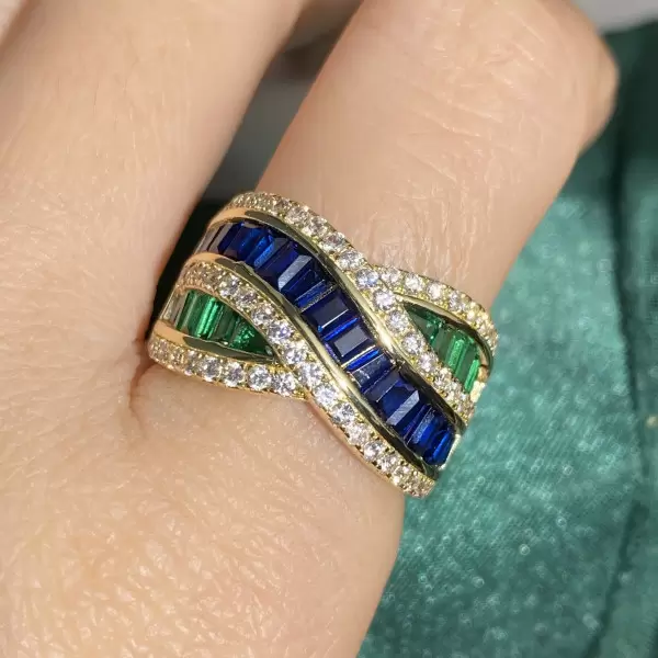 Luxury 4.2ct Emerald Cut Emerald Sapphire Ring