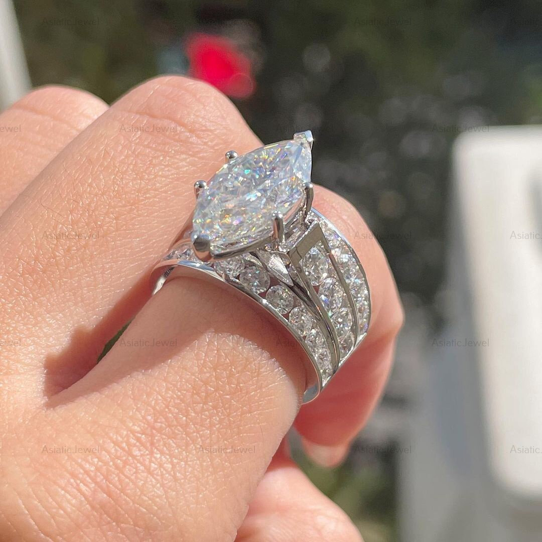 [Copy][Copy][Copy][Copy]Men's Solid 925 Sterling Silver Iced Hip Hop Baguette  Pinky Cross Ring