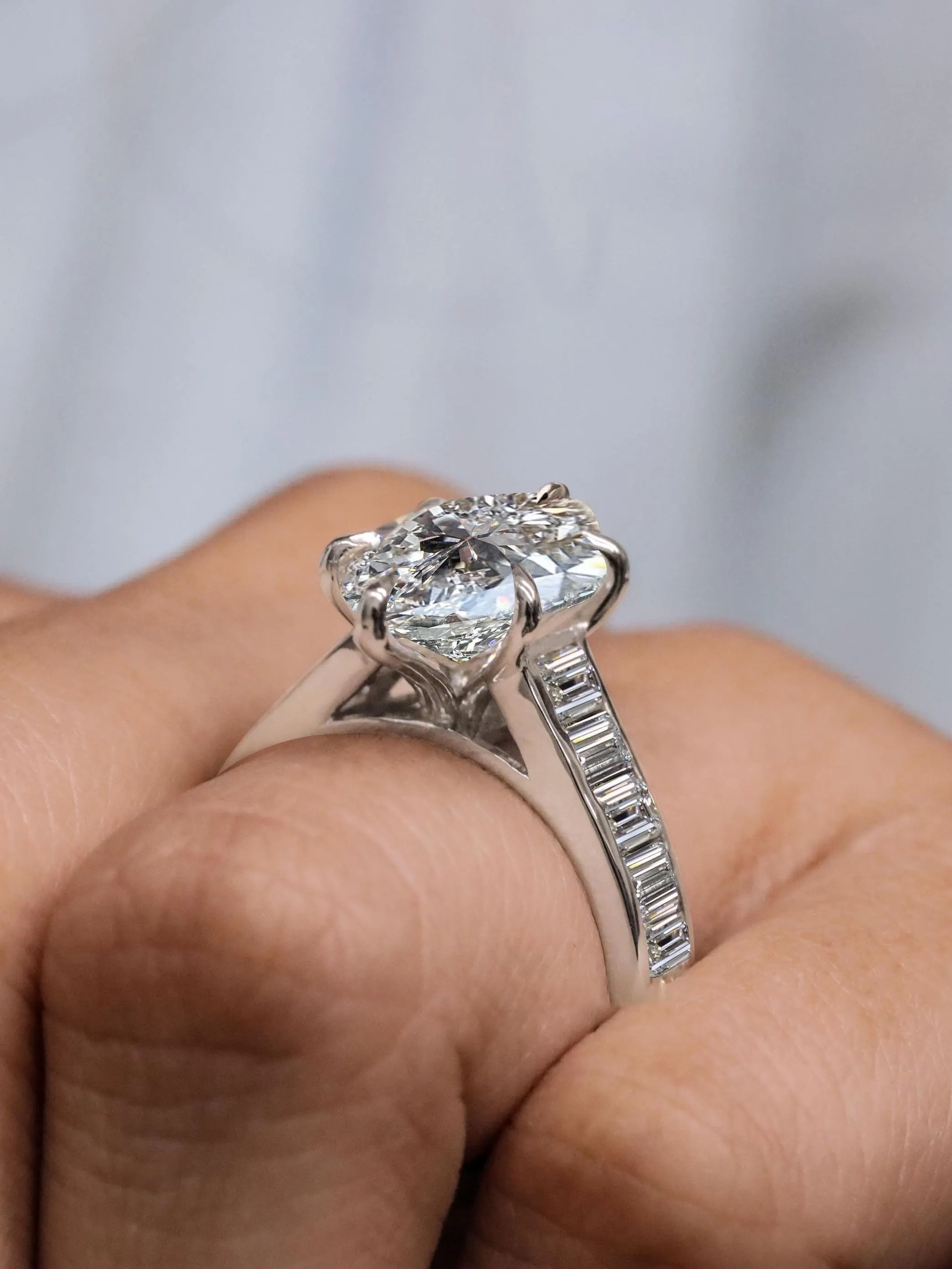 [Copy]7.5ct Asscher Cut White Sapphire Bold Men's Ring