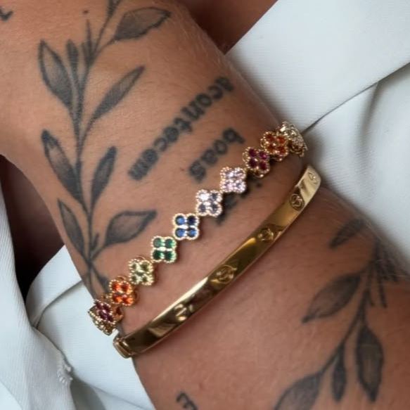 [Copy]Blissstash 7ctw Baguette Cut White Sapphire Bypass Bangle