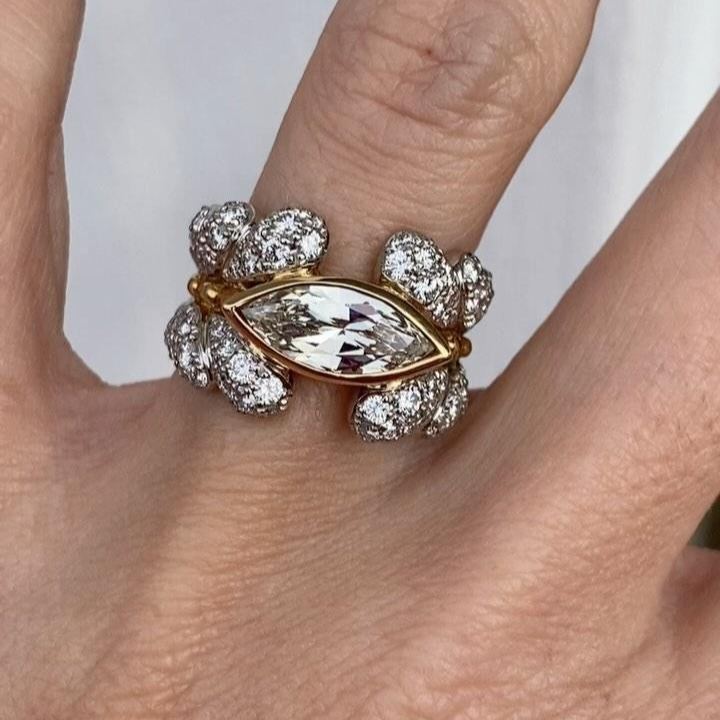 [Copy]Modern Cluster 4.5 Carat Oval Engagement Ring