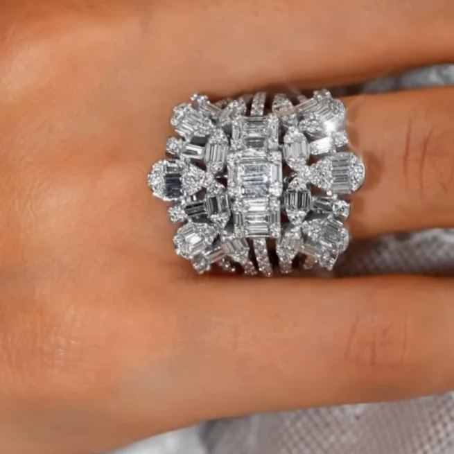 [Copy][Copy][Copy]Vintage Wrap Center Stone Design Ring