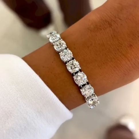 [Copy][Copy][Copy]White Diamond Wedding Ring