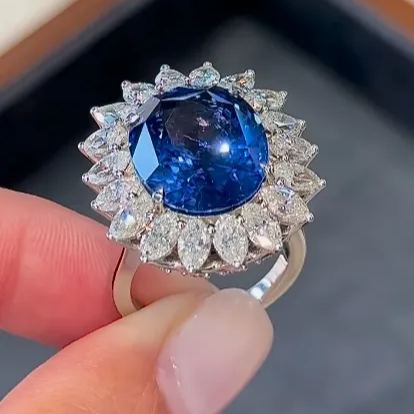 [Copy][Copy][Copy][Copy]White Diamond Wedding Ring