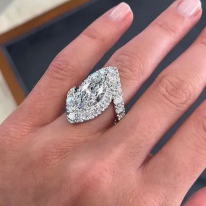 [Copy][Copy][Copy][Copy][Copy]White Diamond Wedding Ring