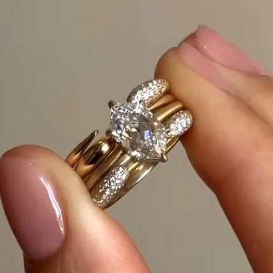 [Copy]12ctw Baguette Cut White Sapphire Unisex Eternity Ring