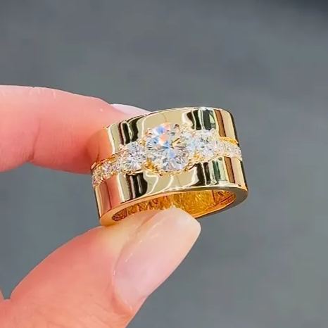 [Copy][Copy][Copy]2.50 Carat Old Mine Cut Cushion Shape Lab-Grown Diamond Engagement Ring