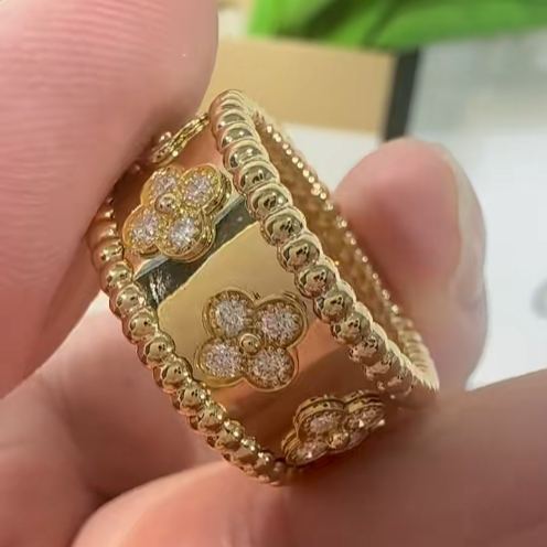 [Copy][Copy][Copy][Copy]2.50 Carat Old Mine Cut Cushion Shape Lab-Grown Diamond Engagement Ring