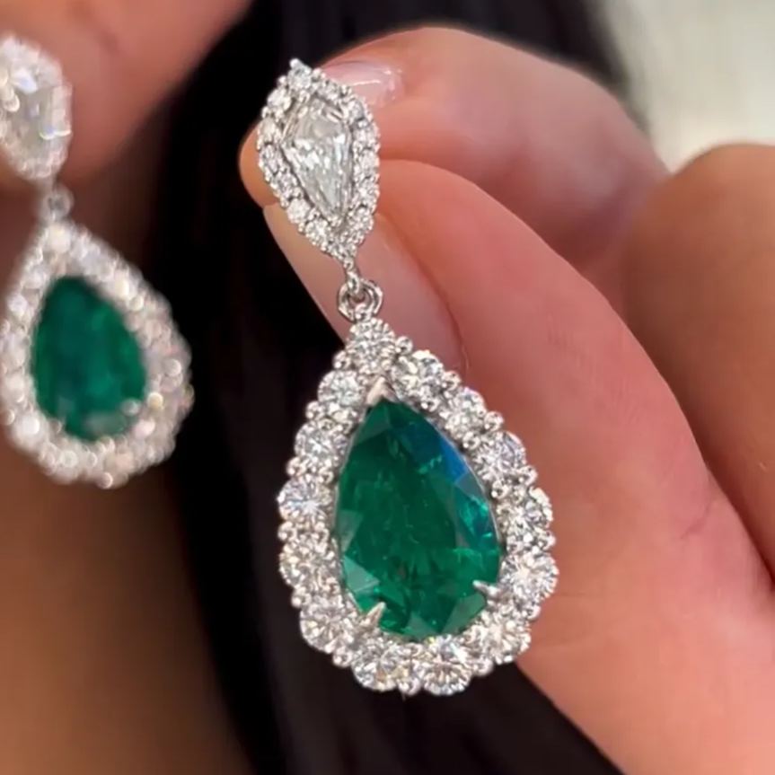 [Copy]"Art Deco Rhapsody" Baguette Emerald & Diamond Earrings
