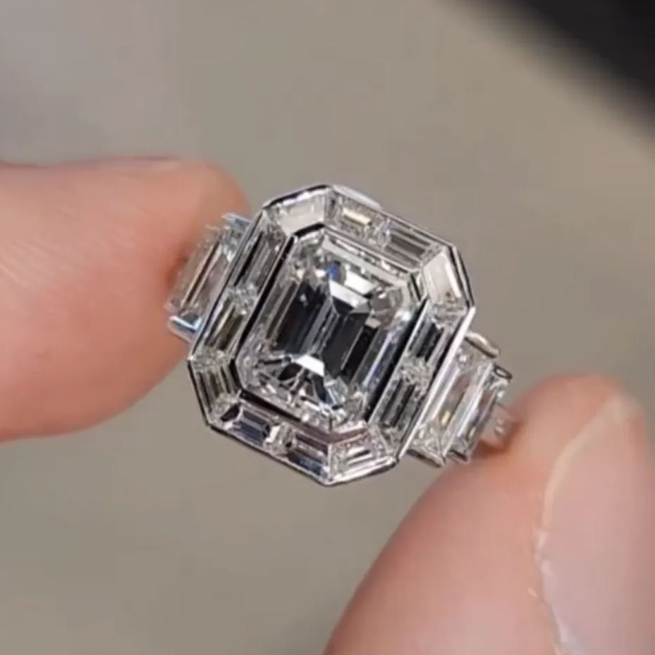 Eternal Radiance Diamond Halo Ring