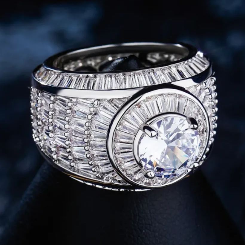 Art Deco 5ct Round Cut White Diamond Halo Engagement Ring