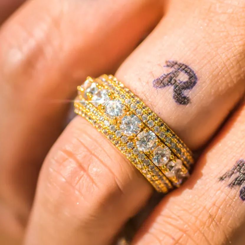 Fashion 2.5ct Round Cut White Sapphire (Wedding Set) Stackable Ring Set