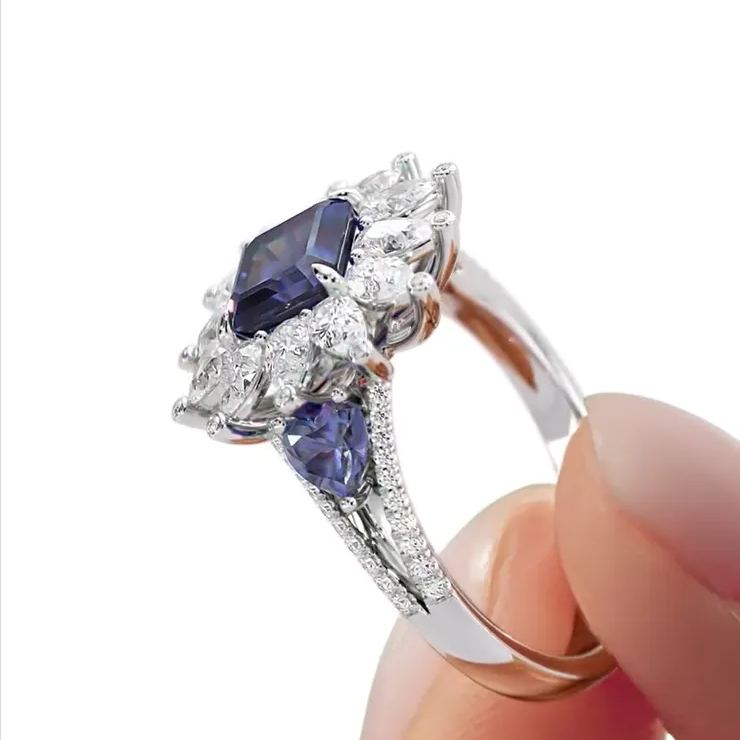 Classic 3.5ct  White Diamond (Engagement) Halo Ring