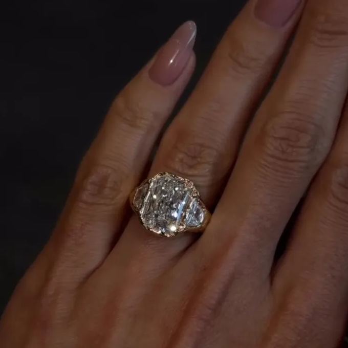 Timeless Elegance 5.50ct Princess Cut White Sapphire (Engagement) Ring