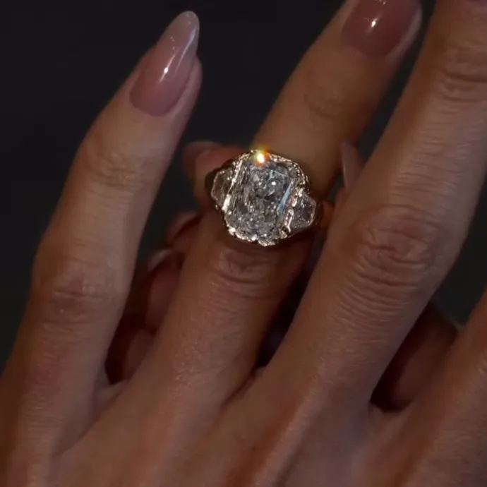 Timeless Elegance 5.50ct Princess Cut White Sapphire (Engagement) Ring