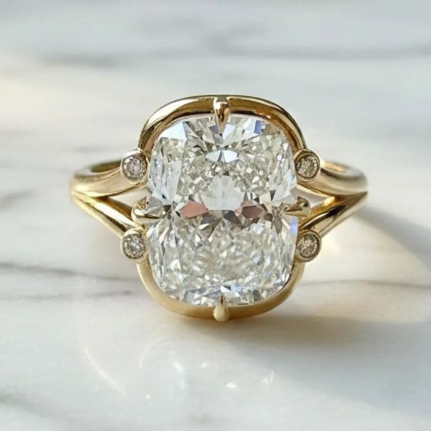 Classic 5.50ct Cushion Cut White Diamond (Engagement) Halo Ring