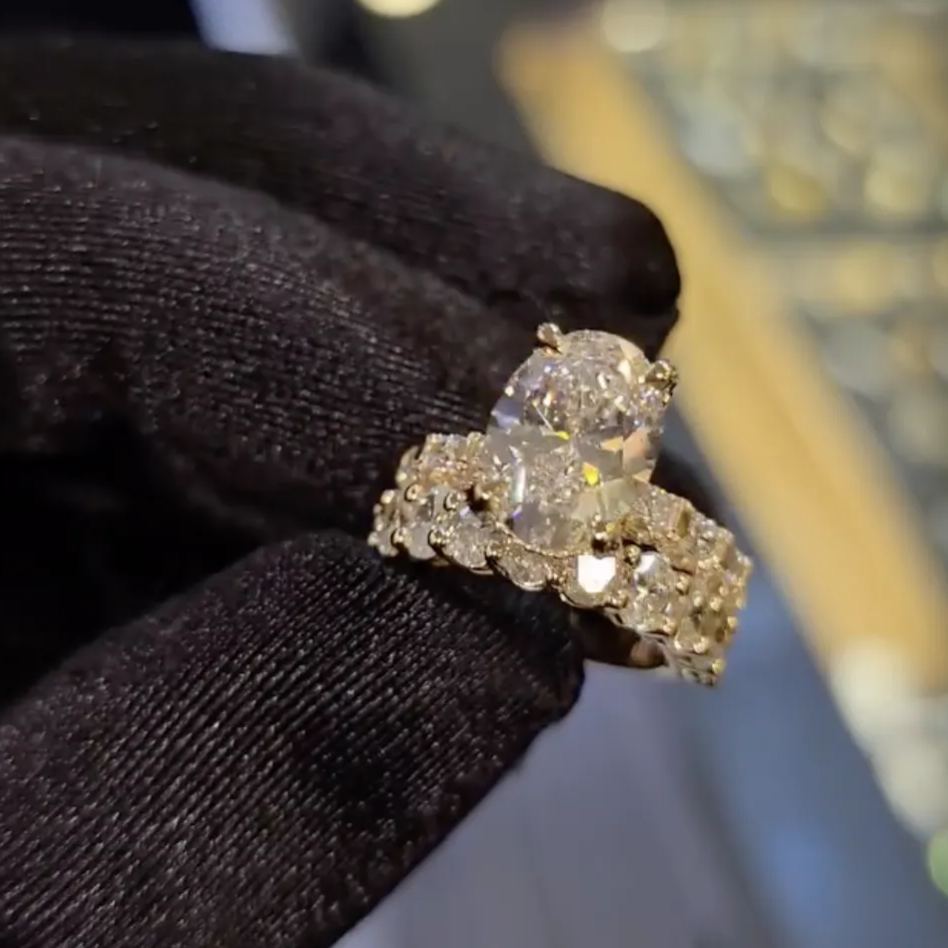 Vintage 3.5ct Round Cut White Sapphire Engagement Ring
