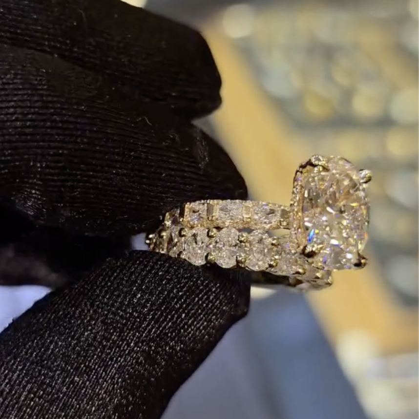 Vintage 3.5ct Round Cut White Sapphire Engagement Ring