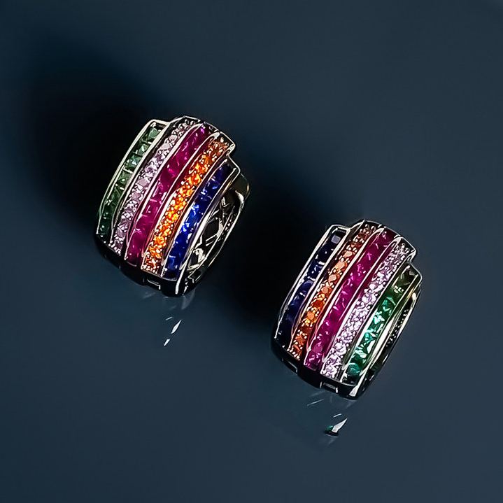 High-end earrings with a sophisticated and elegant feel, colorful ear clips, retro and unique earrings