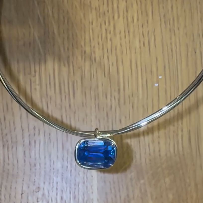 [Copy]Elegant 10.8ct Pear Cut Fancy Pink Sapphire Necklace