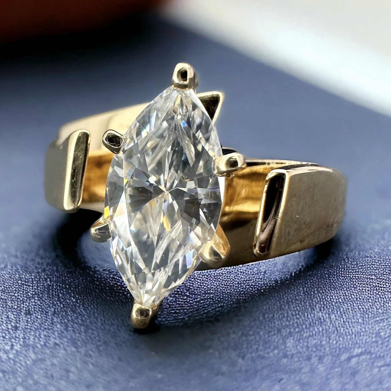 2.5 carat Cubic Zirconia Marquise Solitaire Ring