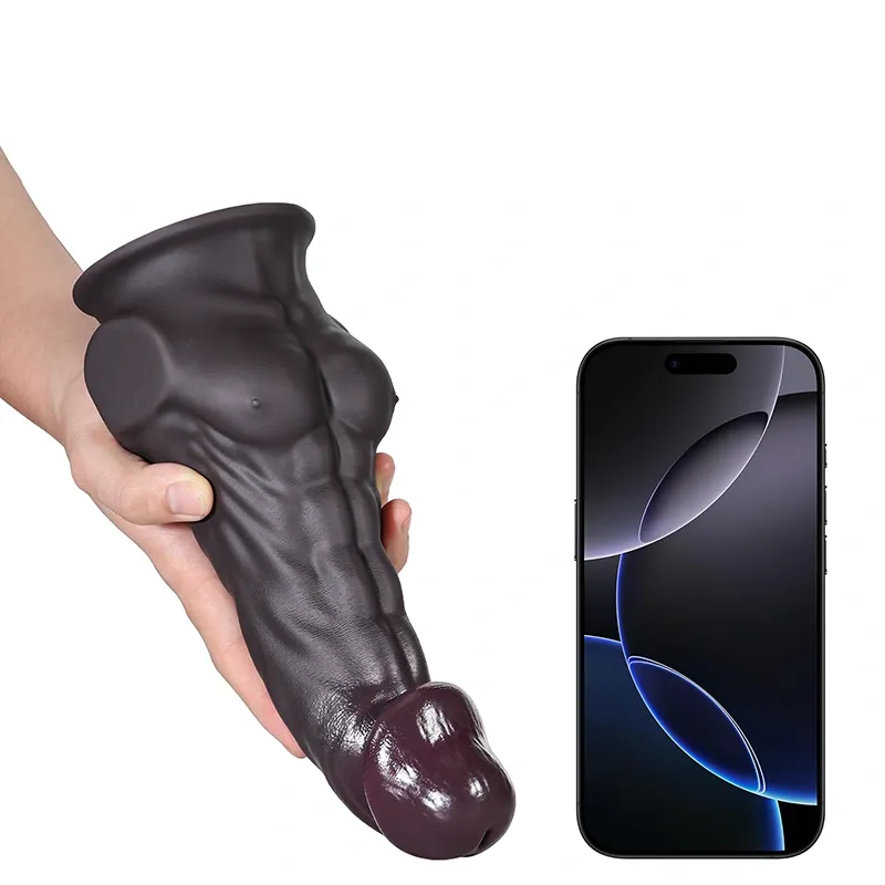 Gode Réaliste Marron Foncé Épais Avec Pectoraux Musclés 23-28 cm
