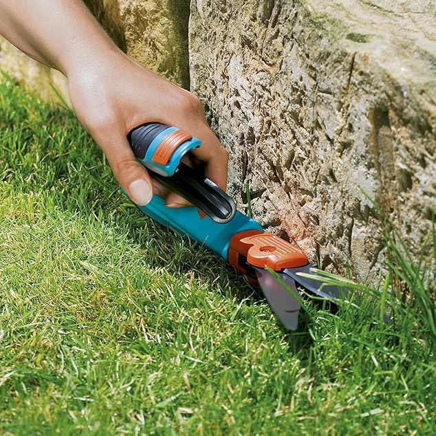 Comfort Grasschere, drehbar: Ideale Gartenschere für den exakten Rasenkantenschnitt, geeignet für Rechts- und Linkshänder, mit ergonomischer Griffform für leichteres Schneiden (8735-20)