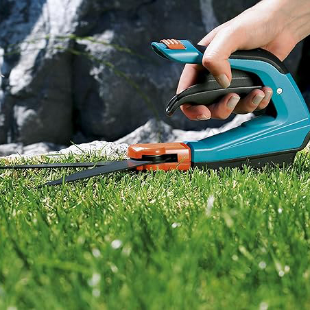 Comfort Grasschere, drehbar: Ideale Gartenschere für den exakten Rasenkantenschnitt, geeignet für Rechts- und Linkshänder, mit ergonomischer Griffform für leichteres Schneiden (8735-20)