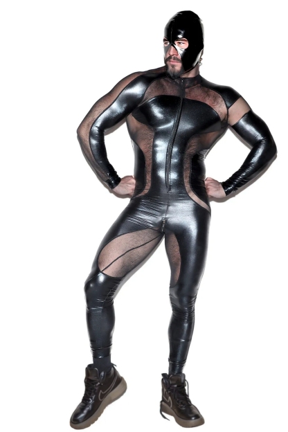 KIAH SUIT