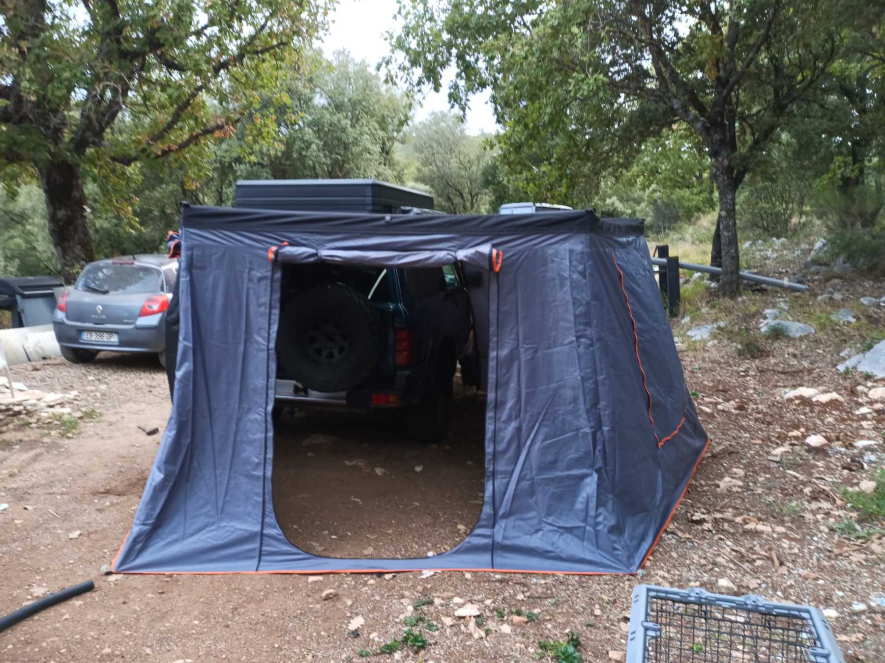 【JVB-R270】Valla de toldo (Compatible con el toldo lateral de coche de 270º)