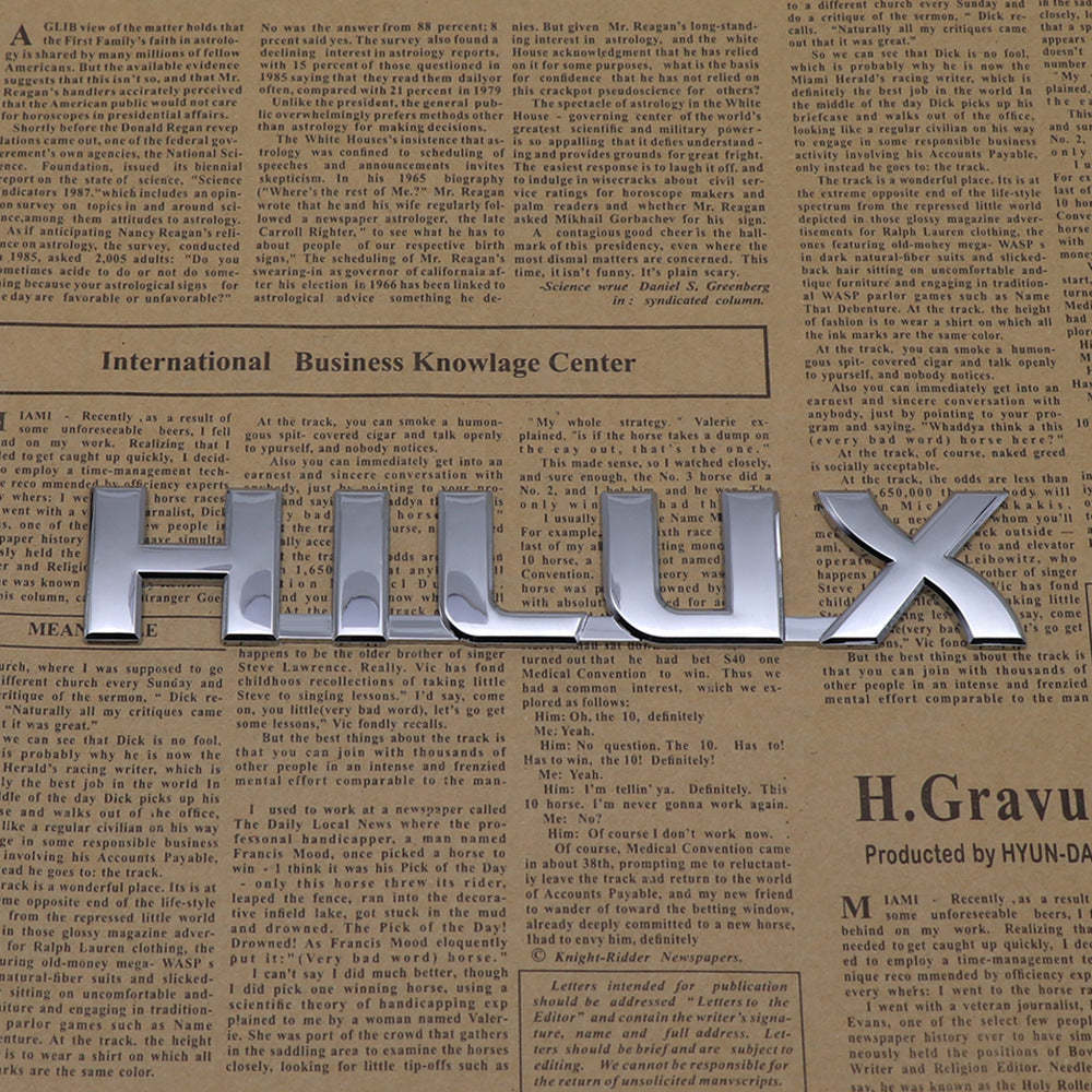 Hilux - 2 Pcs Emblem Sticker Badge - TE031