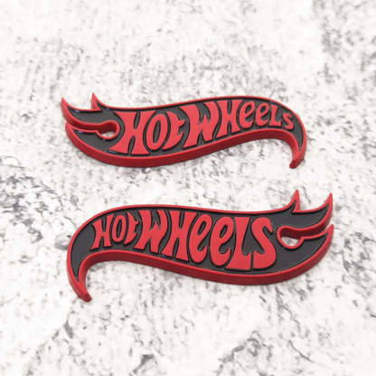 Hot Wheels - 2 Pcs Emblem Sticker Badge - TE003