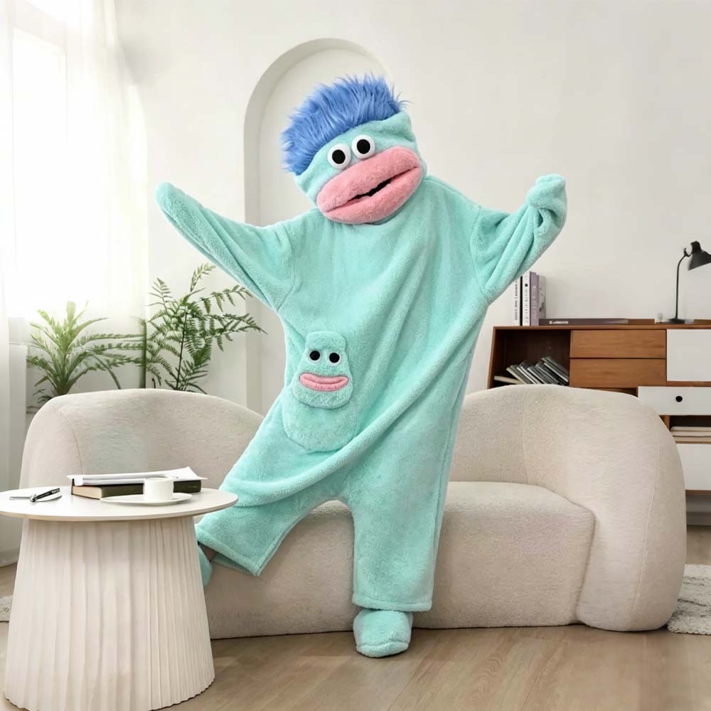 Funny Monster Hooded Fleece Robe 🐸💤