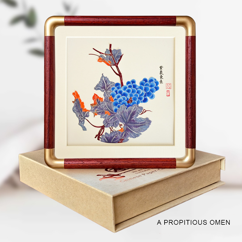 Chinese Style Paper-cuts / Tabletop ornament