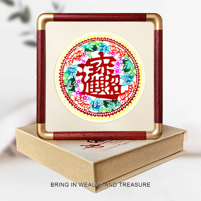 Chinese Style Paper-cuts / Tabletop ornament