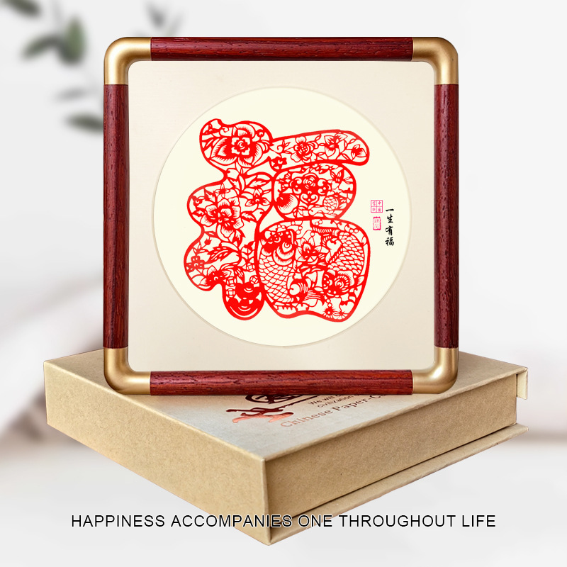 Chinese Style Paper-cuts / Tabletop ornament