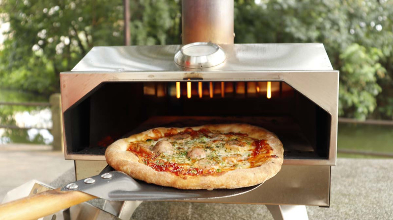 Stock-ready 13 Inch Outdoor Portable Stainless Steel Wood-fired Pizza Oven